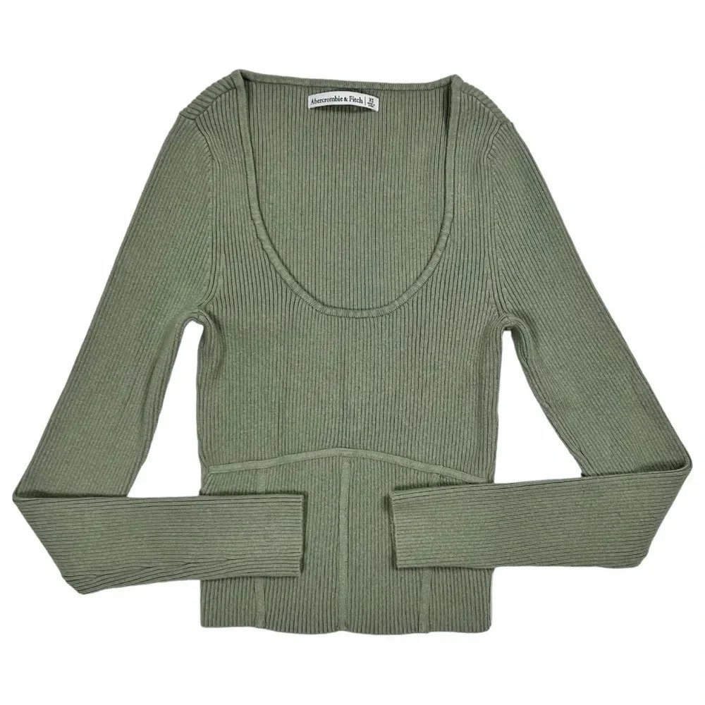 Abercrombie & Fitch Scoop Neck Long Sleeve Sweater